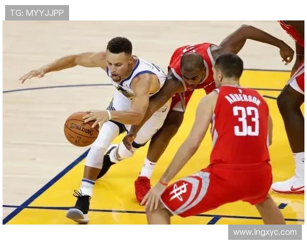 保罗掌舵稳健送出8助攻 1投0中无得分但贡献3板3断